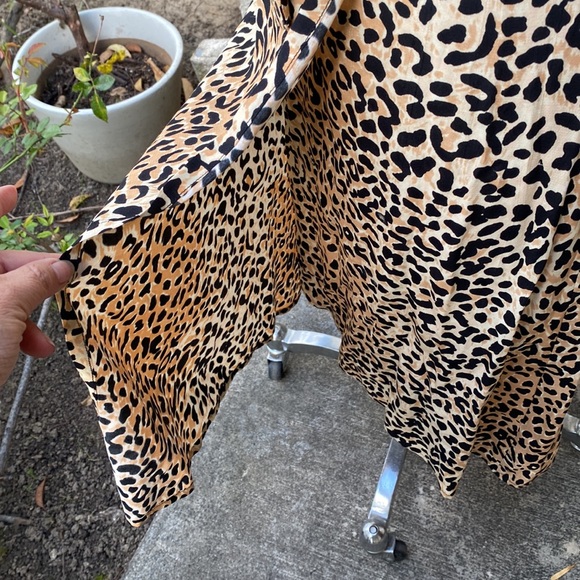 NWOT Faithfull The Brand Abbey The Wrap dress w/ elastic sleeves & sash tie - Picture 6 of 14